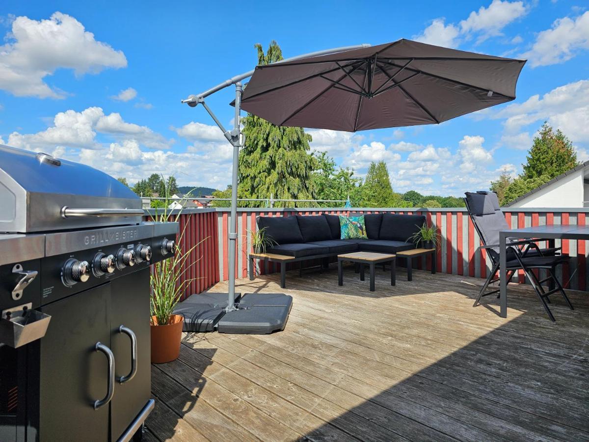 Ferienwohnung Tucan - Rooftop Terrace With View, Bbq, Ps4+Stream Marburg Exterior foto